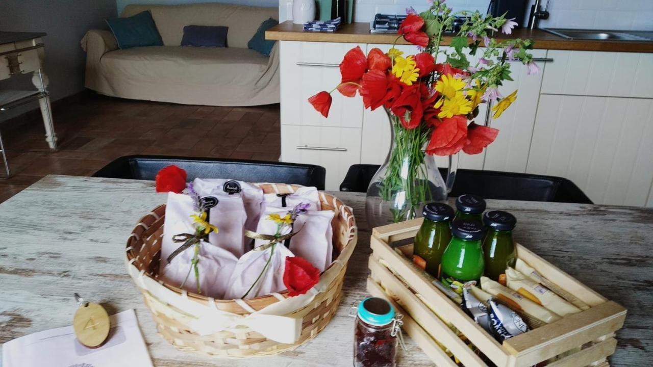 Agriturismo Casale San Benedetto Ceri Екстериор снимка